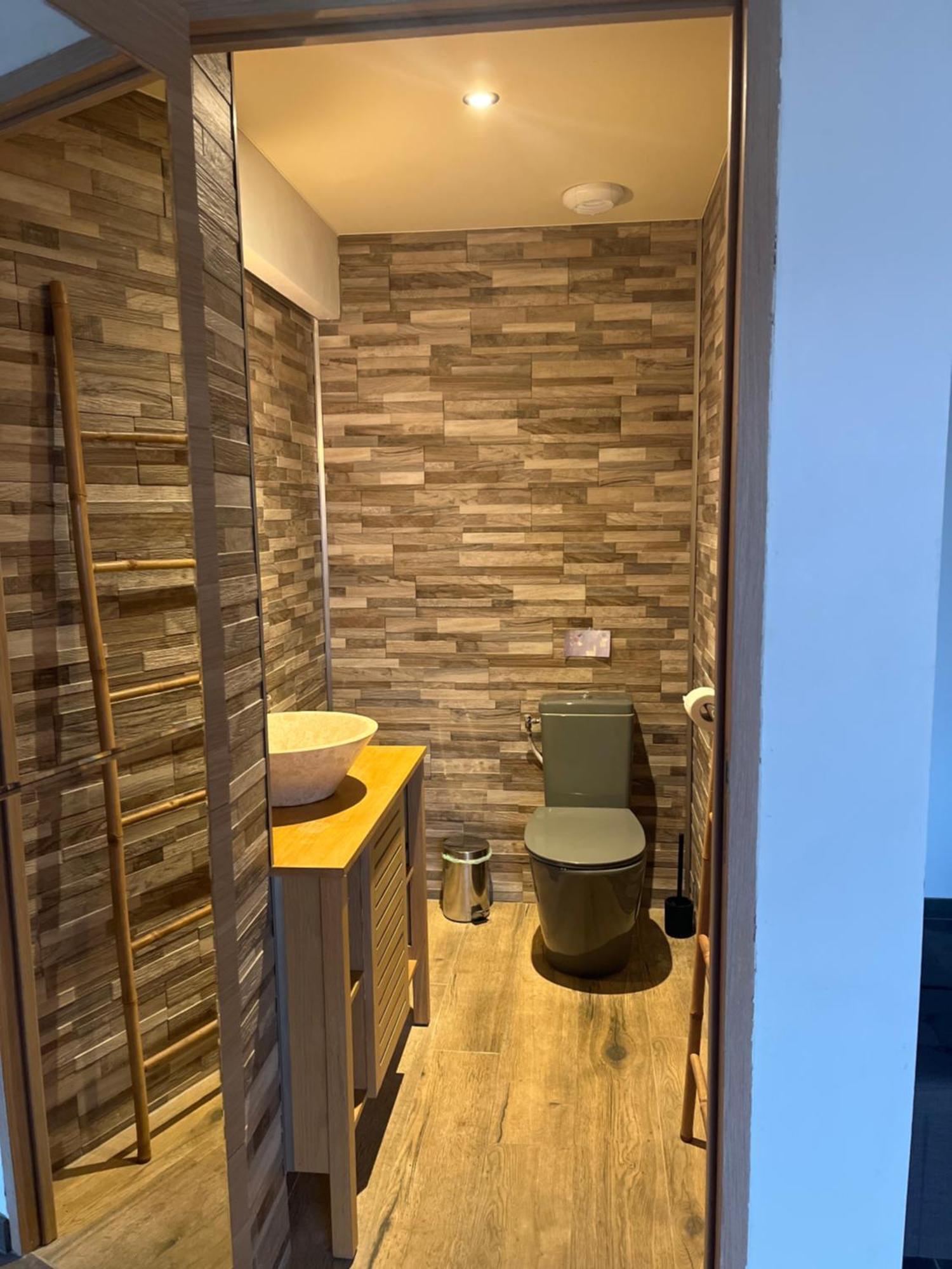 Studio Port Pin Vue Mer, Jacuzzi, Hammam, Parking Prives 카시스 외부 사진